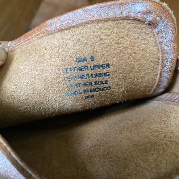 FreeBird Gia Boots - Picture 2 of 2